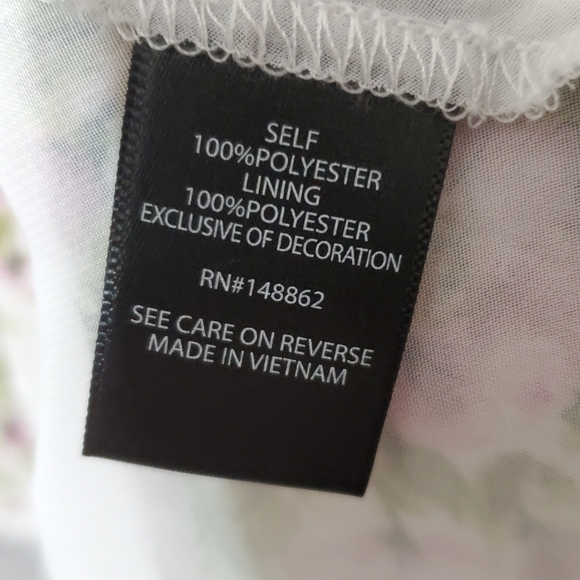 Torrid Pink Floral V-Neck Babydoll Sheer Blouse Size 1 - Picture 6 of 6